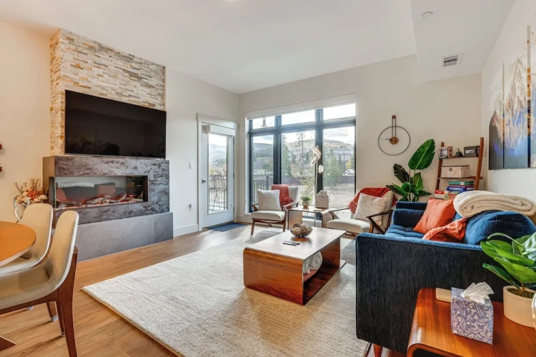 3 Bedrooms Apartment with balcony