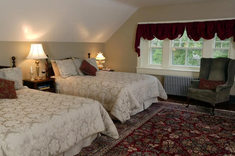 Cameron Estate Inn & Restaurant