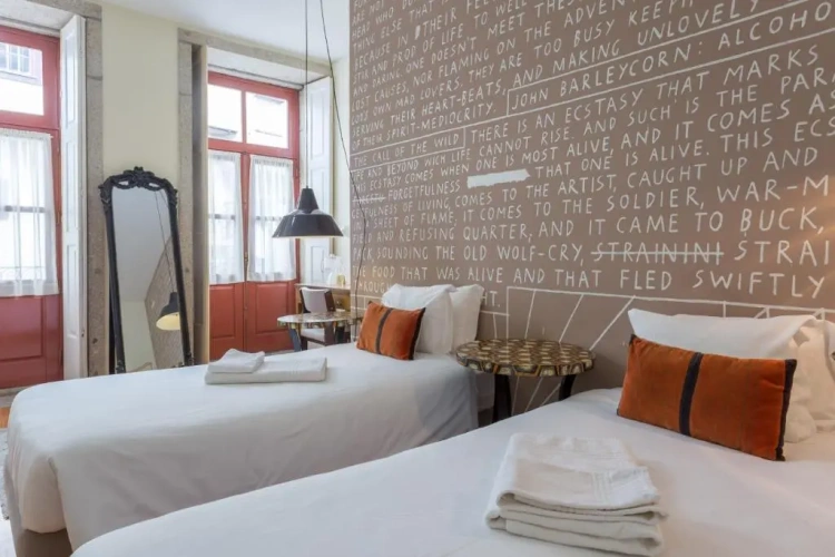 Standard Twin room