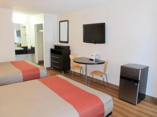Motel 6 Savannah, GA - Midtown