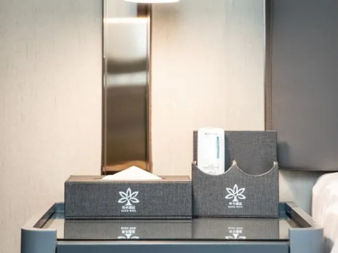 Leica Hotel