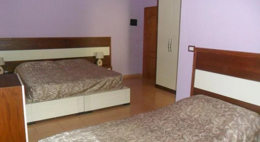 Hotel Dollari