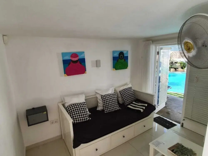 B&B Curacao nv