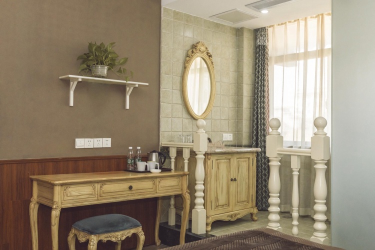 Standard Family room
