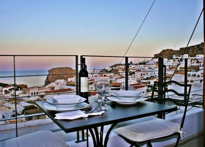1 Bedroom Deluxe Apartment with balcony and with sea view