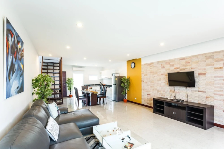 AP Grand Residence by Lofty