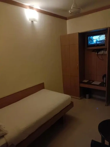 Deluxe Single room