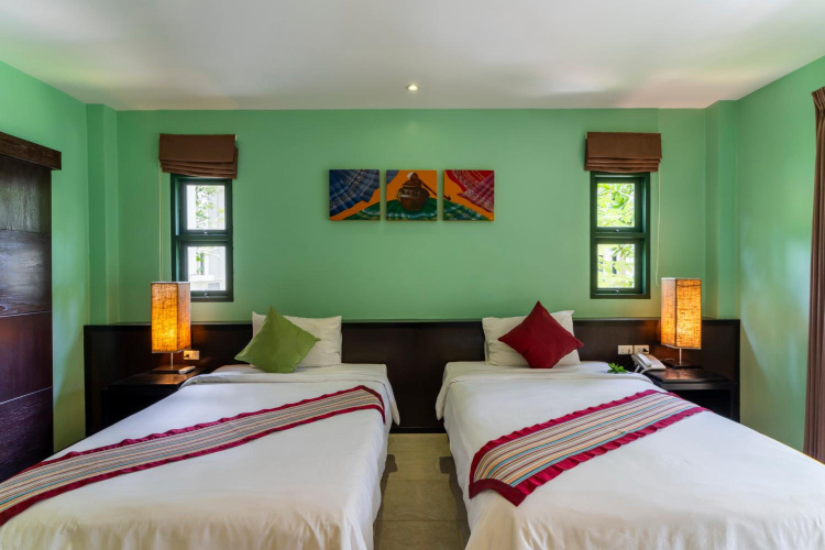 Baan Khaolak Beach Resort
