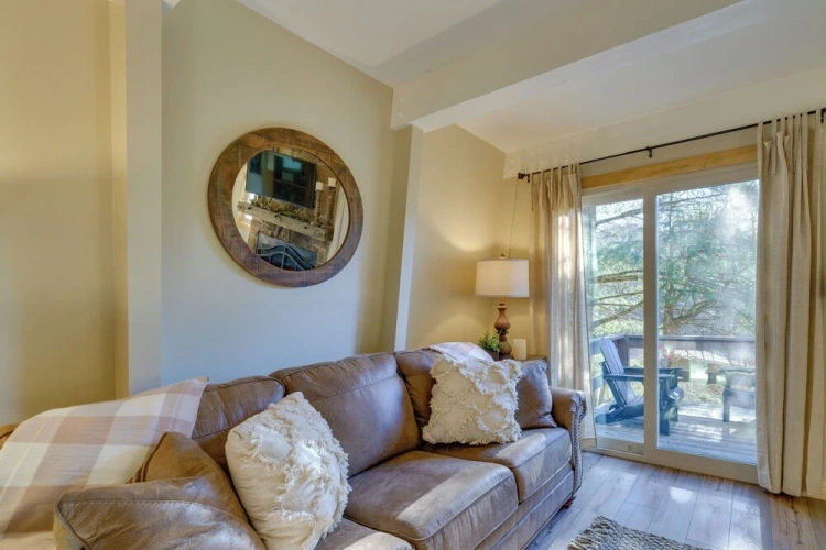 1 Bedroom Apartment with balcony