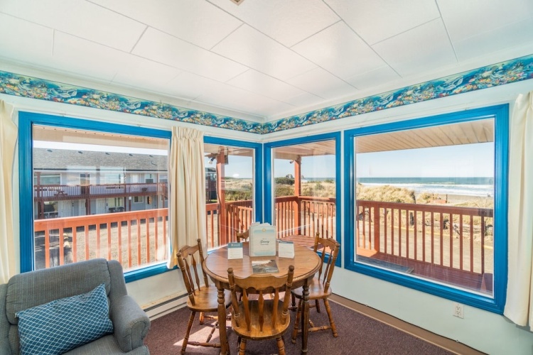 Getaway Oceanfront Lodging - 2 Br Condo