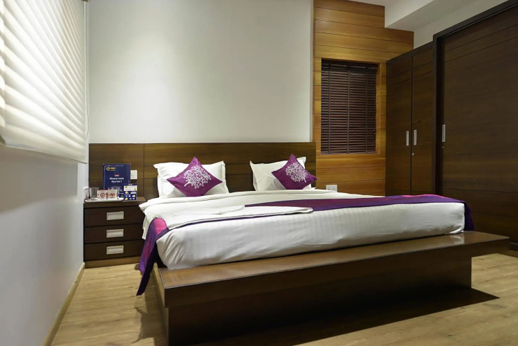 OYO Premium Raheja Mindspace