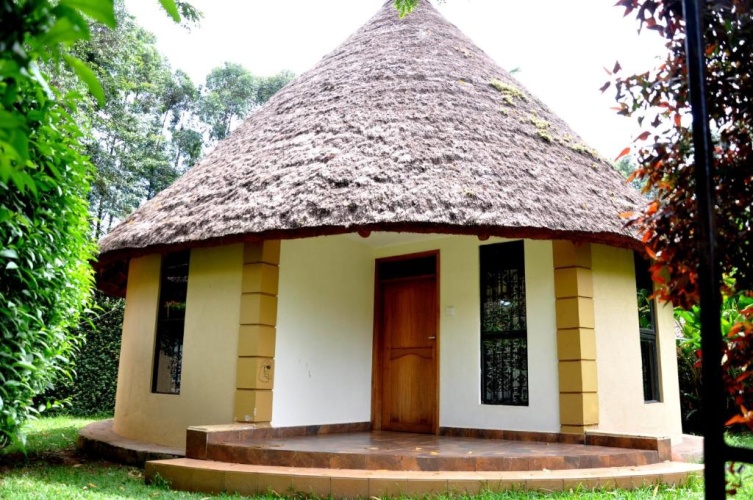 2 Bedrooms Double Bungalow