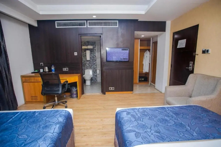 Days Hotel Dhaka Baridhara