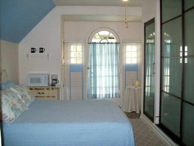 Baker St Harbour Waterfront Bed And Breakfast