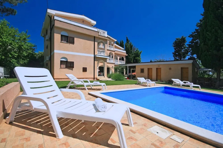 Sun Palace Residence