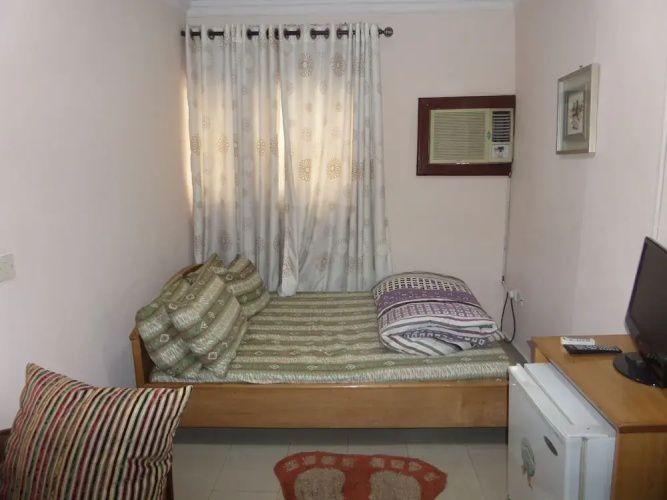 House No 12B
