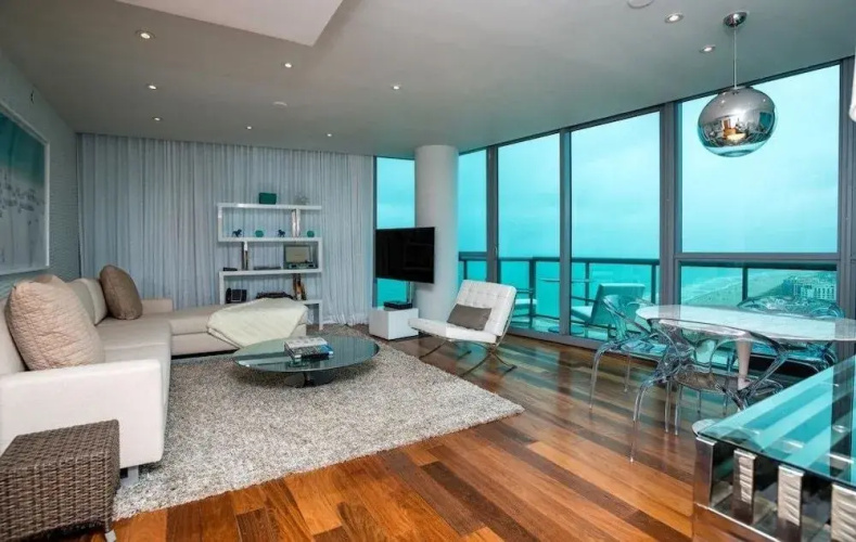 20th Street Condo #90416