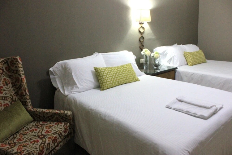 2 Bedrooms Standard Triple Family room