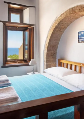 Ypatia Cozy Castle Suite Apartment with Loft