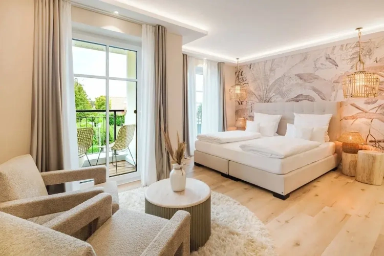 Junior Suite with balcony