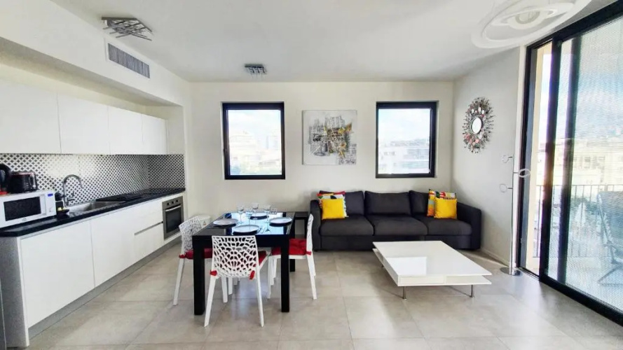 Design 1 Bdr Apartment Beach Side #TL53