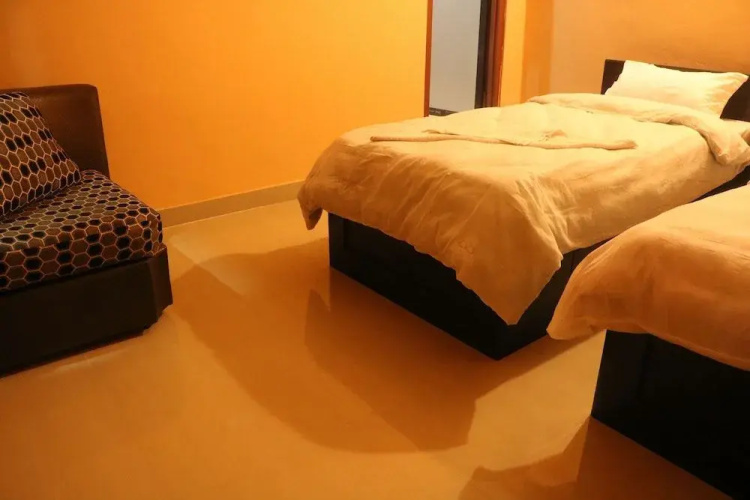 Hotel Eagle Zone