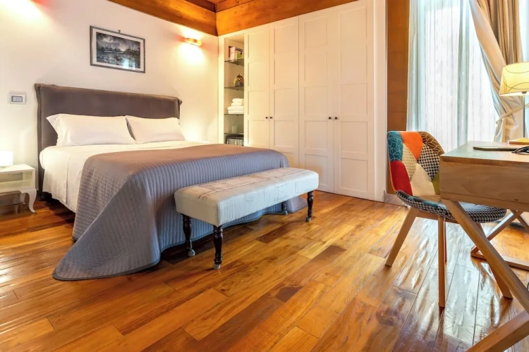 Classic room