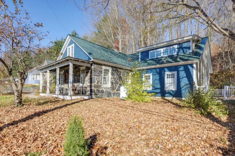 Historic New Hampshire Home: 1 Mi To Boat Launch - Charlestown, NH