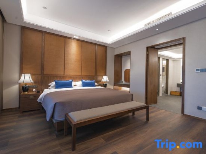 Deluxe Double Suite