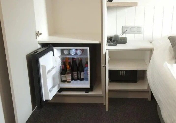 Standard Twin room with garden view