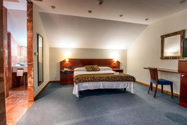 Jacuzzi Double room