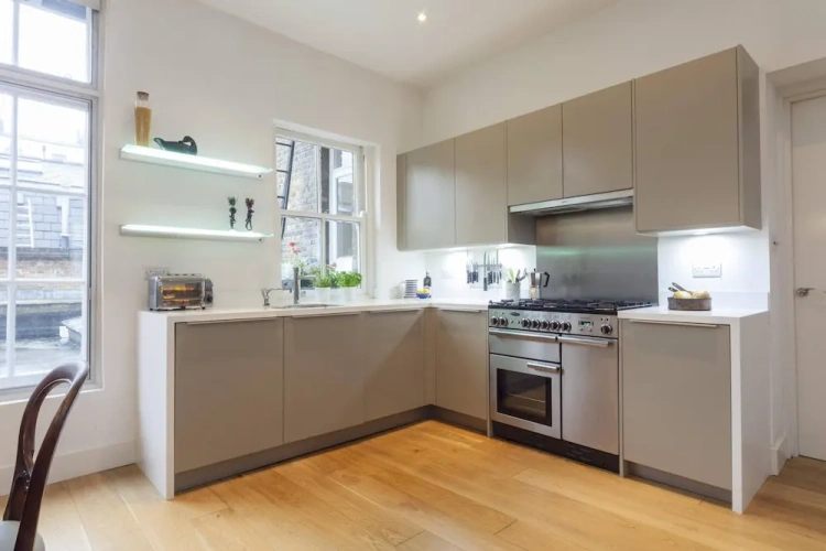 2 Bedrooms Apartment