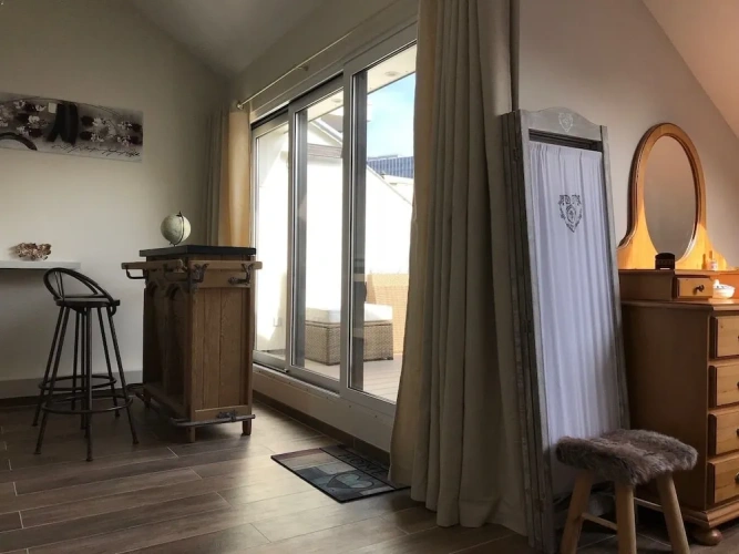 1 Bedroom Deluxe Suite with city view