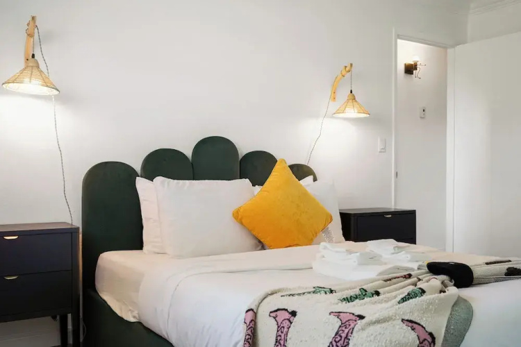 Cozy 2-Bedroom Retreat in Pacifica