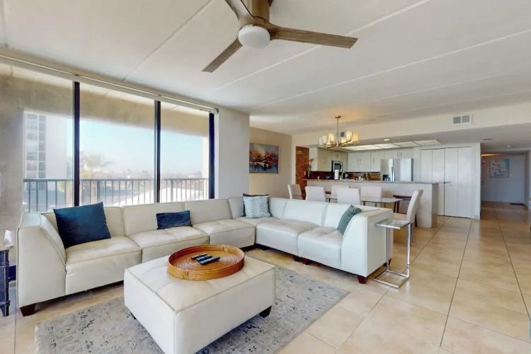 3 Bedrooms Apartment with balcony