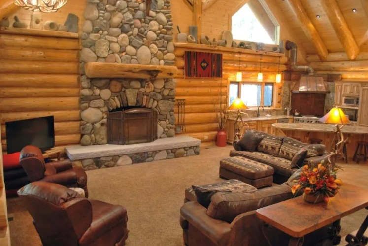 4 Bedrooms Cottage