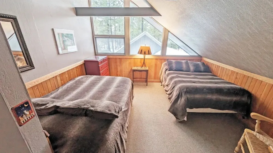 Pine Cone 3 6 Bedroom Home
