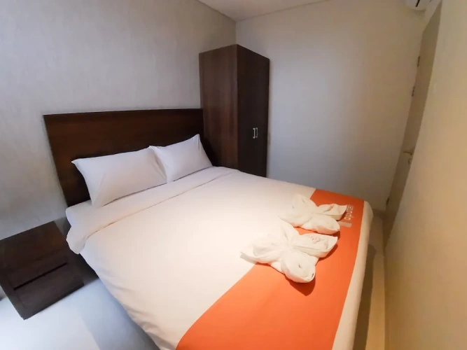 2 Bedrooms Apartment