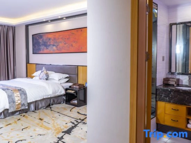 Executive Double Suite with city view