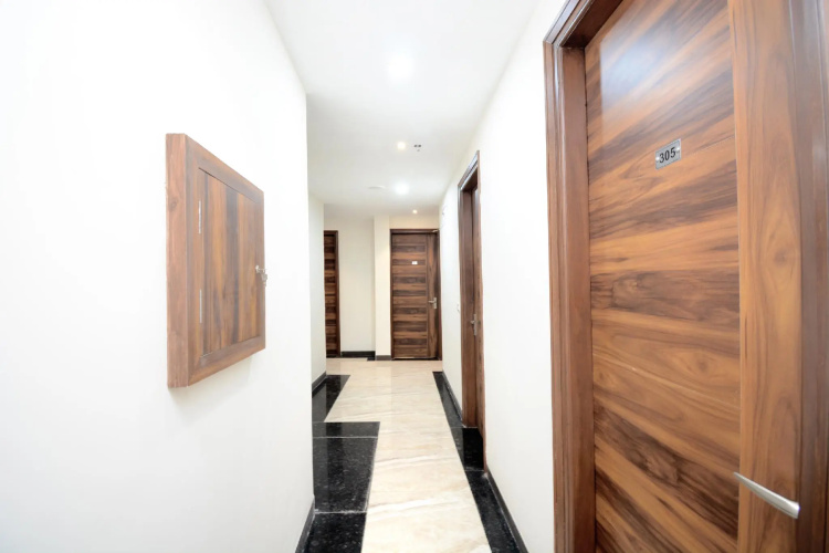 OYO 33389 Hotel 21