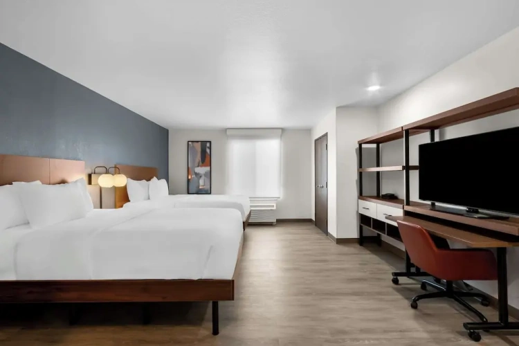 Quadruple Suite