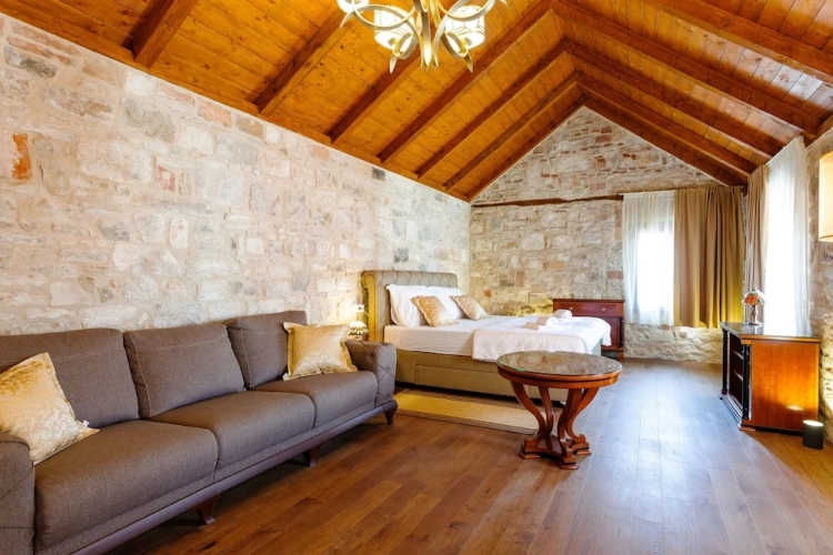 Standard Penthouse room