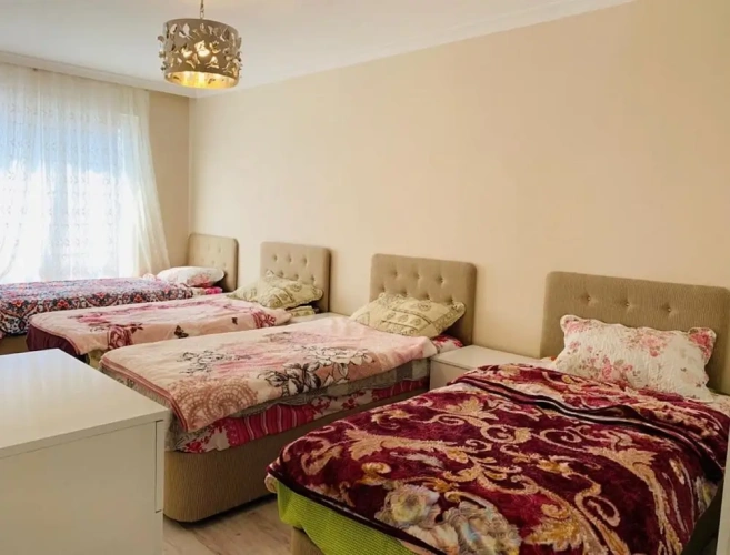 3 Bedrooms Apartment