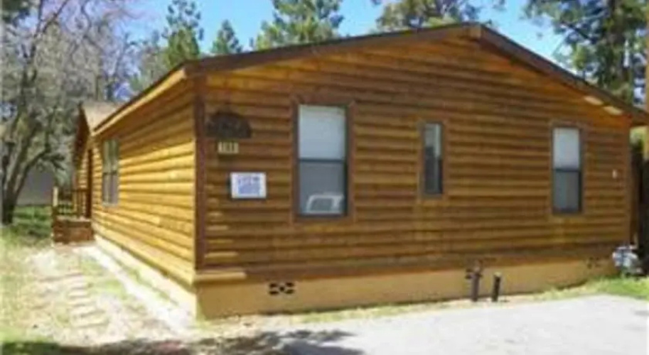 RedAwning Mountain Escape