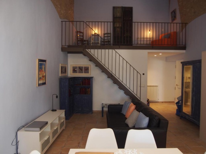 3 Bedrooms Apartment