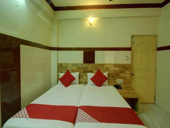 K R K Residency By OYO Rooms