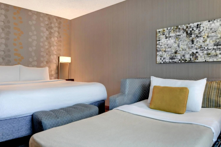 Courtyard by Marriott Pasadena/Old Town