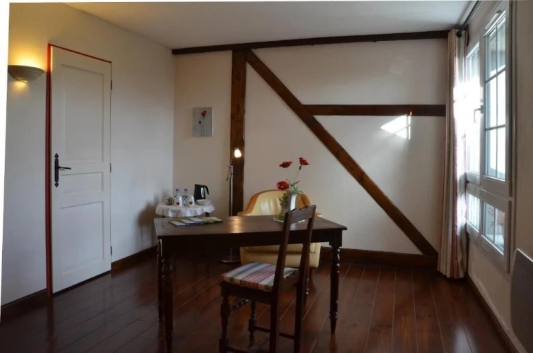 Classic Triple room with garden view