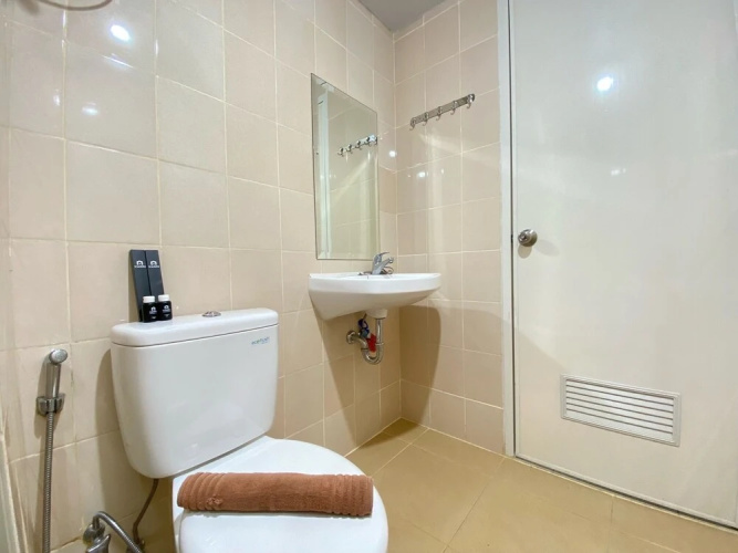 Spacious 2Br Apartment At Parahyangan Residence