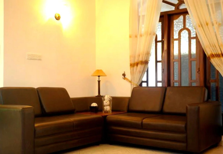 Airport reach villa